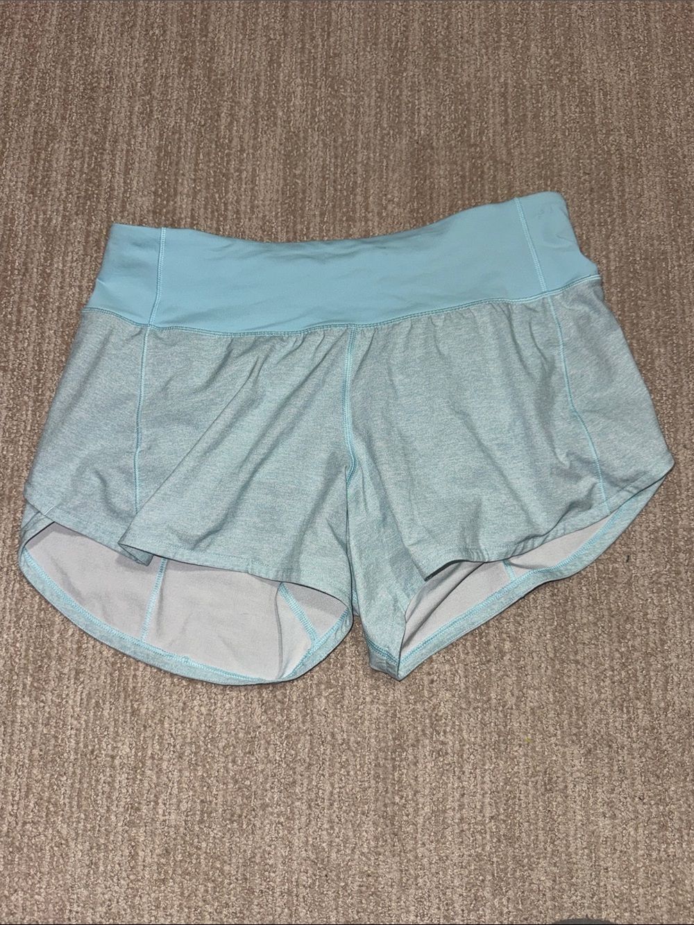 Lululemon Women's Size 4 Icing Blue Speed Up Mid-Rise Stretch Shorts 4" Inseam